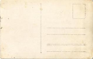 SMS Radetzky az Osztrák-Magyar Haditengerészet csatahajója, tornagyakorlatokat végző matrózok a fedé...