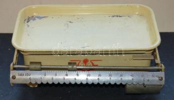 Ódon konyhamérleg korának megfelelő és használható állapotban