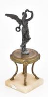 Niké, Empire szobor. Ón szobor, aranyozott bronz talapzaton, márvány alapon. 27 cm