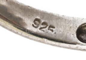 Ezüst(Ag) gyűrű gránátokkal, jelzett, méret: 56, bruttó: 8,2 g