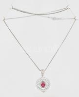 Ezüst(Ag) nyaklánc medállal, jelzett, h: 40 cm, nyakláncon csomóval, bruttó: 5,26 g