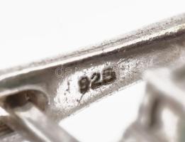 Ezüst(Ag) fülevalópár gyökér rubinnal és gyökér smaragddal, jelzett, h: 2 cm, bruttó: 7,06 g