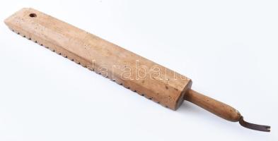 Mángorló fa. XIX. sz 64 cm