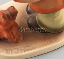 Hummel Goebel hegedűs gyerek. Mázas kerámia, kézzel festett, jelzett, hibátlan