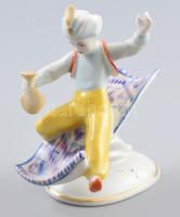 Hollóházi Aladdin. Terv.: Veress Miklós. Kézzel festett, jelzett, hibátlan, m: 12,5 cm