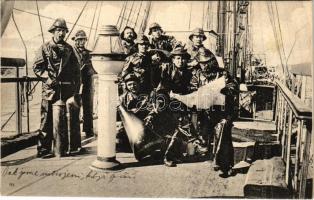 1909 Osztrák-Magyar Haditengerészet matrózai viharkabátban a fedélzeten hangszóróval / K.u.K. Kriegsmarine Matrosen / Austro-Hungarian Navy mariners in oilskin on deck with a megaphone. G. Fano Pola 1907-08.