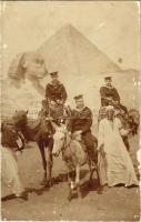 Osztrák-magyar haditengerészet matrózai Egyiptomban tevegelés közben, háttérben a Szfinx és piramis / K.u.k. Kriegsmarine Matrosen / Austro-Hungarian Navy mariners in Egypt, Sphinx and pyramids. photo (felszíni sérülés / surface damage)