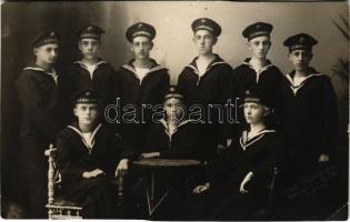 1916 Braunau am Inn, osztrák-magyar haditengerészet iskolás matrózai / K.u.k. Kriegsmarine Matrosen / cadets of the Austro-Hungarian Navy mariner academy. Franz Hargassner photo (EK)