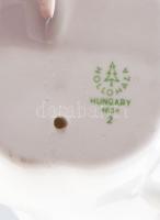 Hollóházi porcelán ülő akt, kézzel festett, jelzett, hibátlan 21x12,5 cm