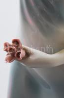 Hollóházi kalapos hölgy, kézzel festett, jelzett, hibátlan, m:41 cm