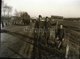 II. világháborús katonai negatívok, vegyes méretben, 10 db