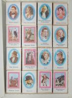 Eredeti Háború és Béke gyufásdoboz album a szovjet film mintájára, benne 16db használatlan filmrészletet ábrázoló gyufásdobozzal