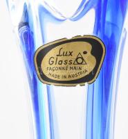 Lux Glass osztrák üveg váza. Anyagában színezett, több rétegű. Jelzett, apró kopásnyomokkal, m: 36 c...