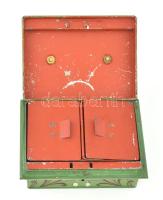 Pénzkazetta. Régi fém, kivehető fiókkal. Kézzel festett, kulcs nélkül. 16x12 cm