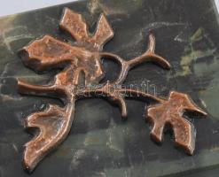 Achát ékszeres dobozka réz díszítéssel 7x5x3,5 cm