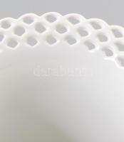 Wallendorf áttört porcelán kaspó. Matricás, jelzett, hibátlan d: 17 cm, m: 12 cm