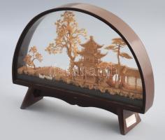 Kínai, parafából faragott kép, üvegezett fa tárlóban. 25x19x6 cm.