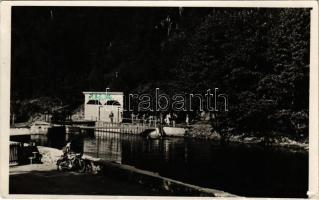 1936 Ferencfalva, Franzdorf, Valiug (Resicabánya, Resita); strand, fürdőzők, motorkerékpár, motorbicikli / beach, bathers, motorcycle. photo (EK)