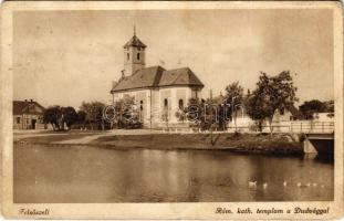 1944 Felsőszeli, Felső-Szeli, Horné Saliby; Római katolikus templom a Dudvággal. Fogyasztási szövetkezet kiadása / Catholic church, riverside (EK)