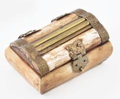 Vegyes ezüst (Ag) ékszerek, bruttó: 27 gr, csont dobozkában