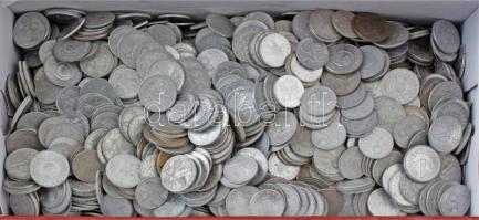 ~2,5kg vegyes szocialista magyar forint és fillér érmékből álló tétel, többségében Al T:vegyes