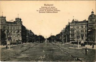 Budapest VI. Andrássy úti körönd (Kodály körönd). "Taussig" 110. (EK)