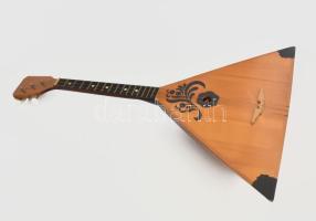 Balalajka. Orosz gyártmány, jó állapotban, h: 68 cm