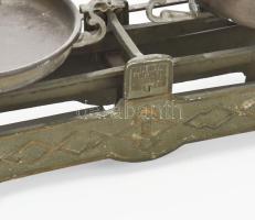 Nem hitelesíthető háztartási mérleg. Fém, jelzett, h: 47 cm