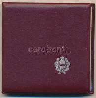 1982. 100Ft Cu-Ni "Labdarúgó világbajnokság 1982" sérült műbőr tokban, tanúsítvánnyal T:UN...