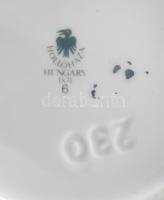 3 darab Szász Endre által tervezett Hollóházi porcelán: dísztál, váza, bonbonier. Kis kopással, d: 2...