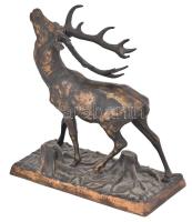 Bőgő szarvas. Bronz szobor, bronz talapzaton, Jelzés nélkül, hibátlan 30x31 cm