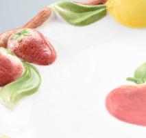 Hamburg gyümölcskínáló tál. Mázas fajansz, jelzett, kopással, d: 31 cm