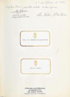 cca 1989-2004 Postakocsi Étterem (Óbuda, Fő tér 2.) vendégkönyve, az étteremben megfordult híres sze...