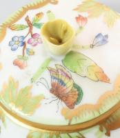 Herendi Viktória mintás bonbonier. Jelzett, kézzel festett, hibátlan, d: 7 cm