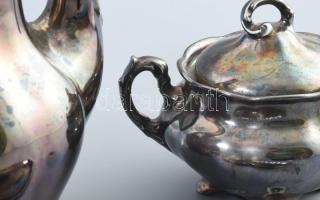 Koenigszelt ezüstözött porcelán mokkás készlet, 4 részes: kanna, cukortartó, tejkiöntő, tálca (csész...