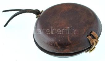 Kiss György (1943-2016) 1987. "Hung Art Expo" bronz emlékérem, bőr dísztokban (59mm) T:AU