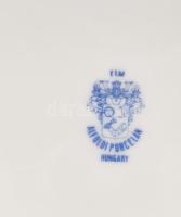 2 db Alföldi porcelán népi mintás falitányér. Matricás, jelzett, minimális kopással, d: 24 cm