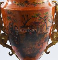 Ditmar Brünner A.G. orientalista asztali petróleumlámpa. Festett fém, bronz, sárkány figurális fogók...