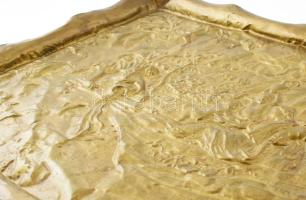 Kalapált bronzlemez kép. XX. sz., örmény (feltehetően), sérüléssel, 41x55 cm