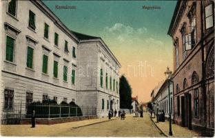 1922 Komárom, Komárno; Megyeháza. Vasúti levelezőlapárusítás 38. sz. 1917. / county hall (EK)