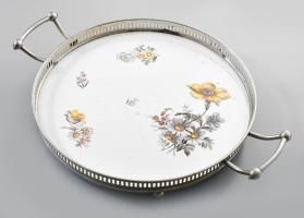 Fajansz betétes kínáló. Kopással, d: 25,5 cm