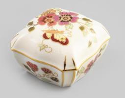 Zsolnay pillangó mintás bonbonier, jelzett, kézzel festett, hibátlan, 7,5x7,5 cm
