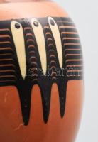 Kerámia gömbváza. Jelzés nélkül, kis kopással, m 12 cm