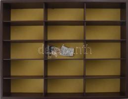 Játékautó makett tároló polc. 43x33 cm Eredeti dobozában