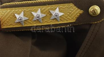 Magyar néphadsereg ezredesi egyenruha. komplett ing, kabát, sapka, nadrág