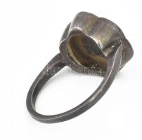 Ezüst (Ag) gyűrű, kis kövekkel. jelzett m: 54, 6,48 g