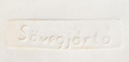 Sövegjártó Mária (1942-): Vadász témájú mázas kerámia falidísz, jelzett, hibátlan 26x17 cm