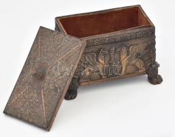 Ládika, Griff madaras díszítéssel, oroszlán lábas, Bronz, XIX. sz. 17x10x9 cm