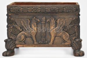 Ládika, Griff madaras díszítéssel, oroszlán lábas, Bronz, XIX. sz. 17x10x9 cm