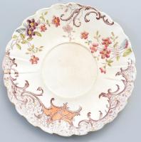 Sarreguemines Fleury, francia, fajansz, süteményes tányér. 1930 körül. Kézzel festett, jelzett, kopással, mázrepedéssel, kis repedésvonallal, d: 18 cm